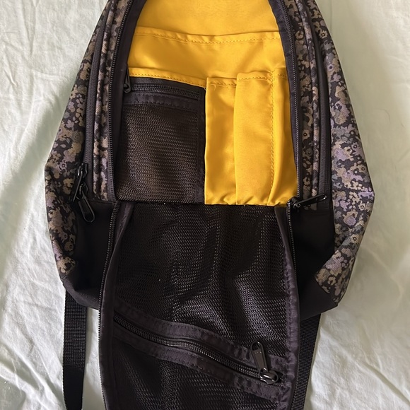 Dakine Mini Backpack - Picture 5 of 8